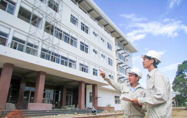 Thi công xây lắp công trình Bệnh Viện Sản nhi Quảng Ngãi